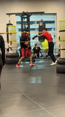 Late-night gym session documented in Puebla, Mexico