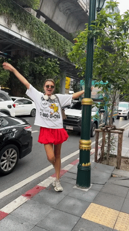 Bangkok morning: street scenes, museum stop, and selfies