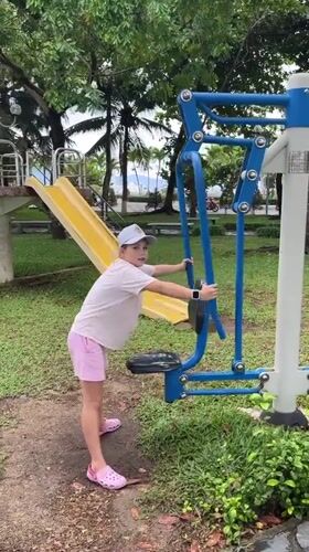 Morning park life captured across Nha Trang neighborhoods
