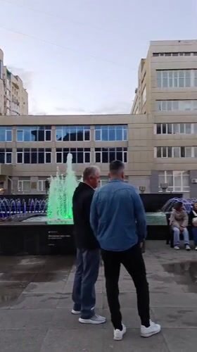 Summer evening in Saratov's city center, fountains and street life