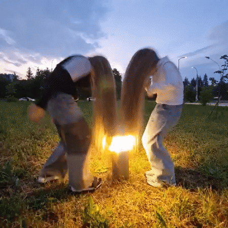 Evening stroll documented through central Kemerovo's illuminated streets and parks