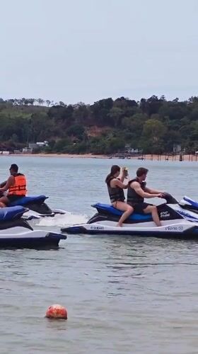 Early morning resort and water activities in Baan Bo Phut