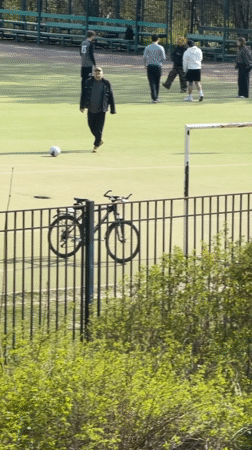 Casual moments captured in Staraya: soccer, bubbles, cat grooming