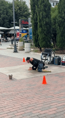 Street performance and everyday life along Varna's seafront promenade