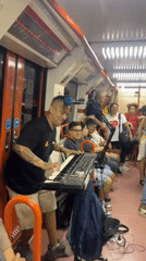 Tattooed individuals observed in Buenos Aires subway system