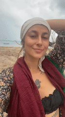Beach selfie and construction work observed on Koh Phangan