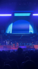 Concert draws large crowd to Barcelona arena Sunday evening