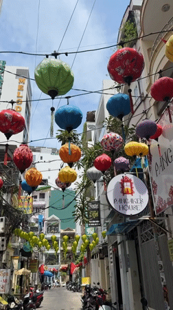Colorful lanterns brighten Nha Trang streets in early morning