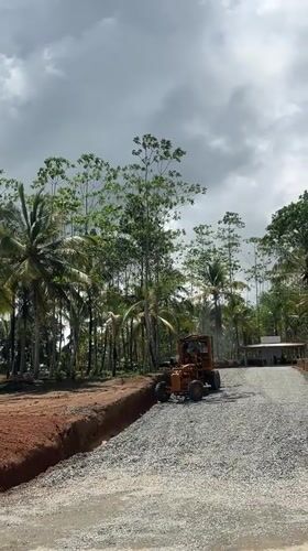 Road work and travel observed in Sri Lankan villages