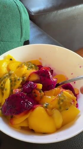 Tropical morning in Ko Samui — fruit bowl and backyard hangout