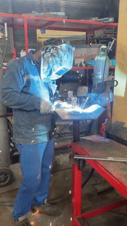 Welder spotted working in Montenegro workshop