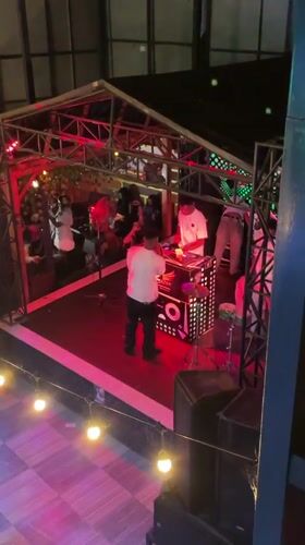 Live music and late-night crowds at Kings Garden, Obosi