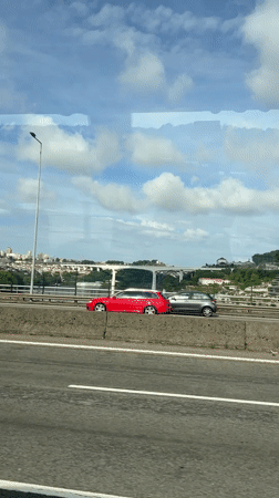 Highway travel documented in Vila Nova de Gaia