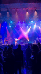 Live band concert draws crowd in Vilanova i la Geltrú