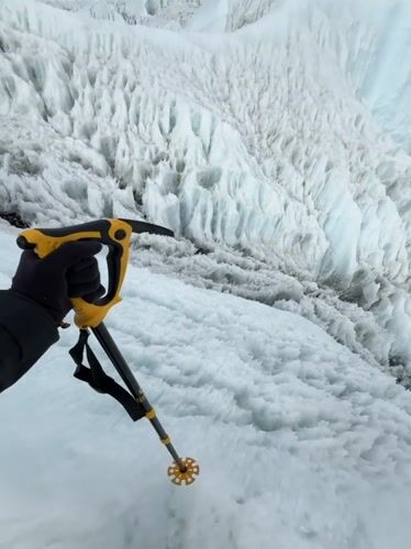 Trekker documents Everest Base Camp journey through dramatic Himalayan terrain