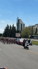 Professional cycling race draws crowds in Burgas, Bulgaria