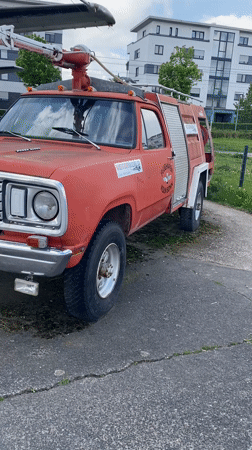 Vintage firetruck and light rail trains spotted in Cologne