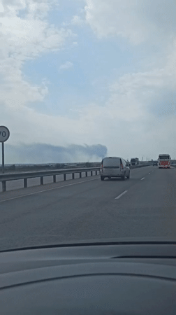 Smoke plume observed near Kitsjanovo highway, Russia