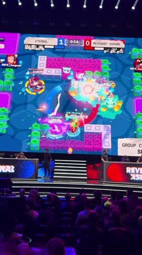 Live Brawl Stars esports match draws audience in Berlin