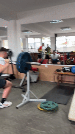 Routine gym activity documented in Zlatograd, Bulgaria fitness facility