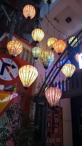 Evening street tour documented across Nha Trang's bustling nightlife