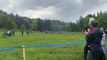 Motorcycle race begins in grassy field in Russia