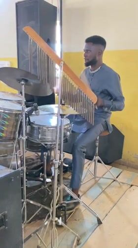 Wedding ceremony with musical performances captured in Nigeria