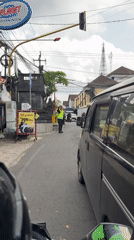 Morning life documented in Ubud: traffic, dining, street scenes