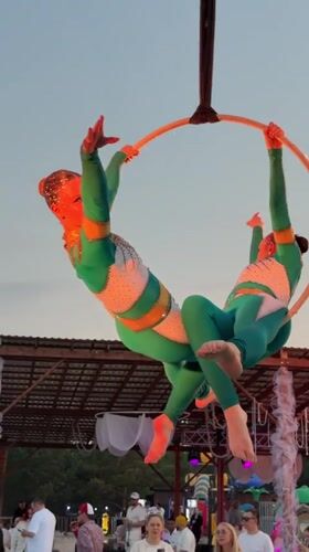 Waterpark festival in Siberia: flyboards, aerial acts, sunset vibes