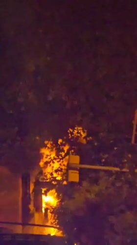Night fire draws major emergency response in Barcelona