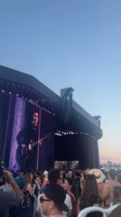 Concert draws large crowd in La Quinta with guitarist performer
