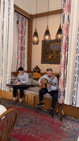 Dubai venue captures live music, dining ambiance evening scenes