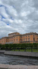 Witness documents 12-minute walk through central Saint Petersburg
