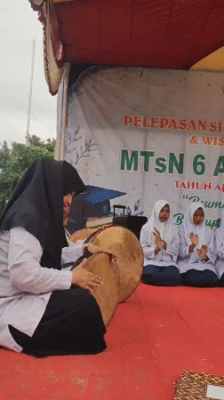 School event with student activities held in Blangriek, Indonesia