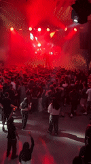 Concert draws large crowd in Buenos Aires venue