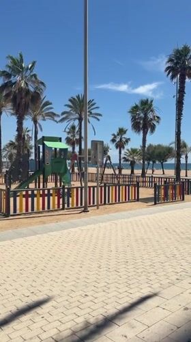 Ordinary summer day documented across Badalona's beaches and streets