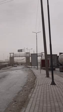 Routine border activity documented at Pakistan-Iran Taftan crossing
