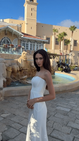 Afternoon in Old Jaffa: alleys, sea views, and a white dress