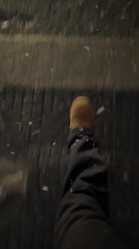 Heavy snowfall transforms Ushuaia streets into winter scene