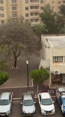Heavy dust haze blankets Kiryat Bialik during afternoon hours