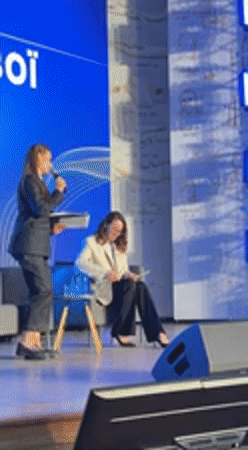 Panel discussion event held in Kyiv conference venue