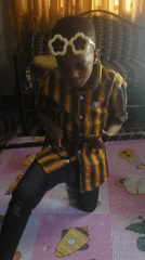Man and child photographed in casual moment in Narayi