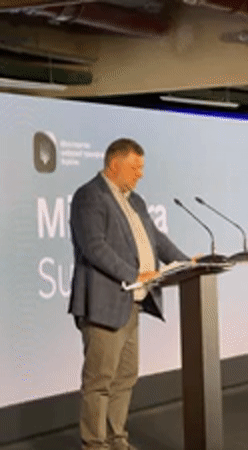Speaker addresses Mintsyfra Summit audience in Kyiv conference venue