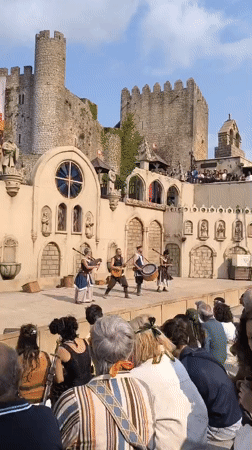 Medieval fair brings music and markets to Óbidos Castle