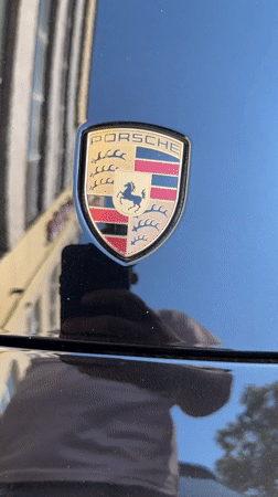 Luxury cars — Porsche, Bentley, Toyota — spotted in Chișinău