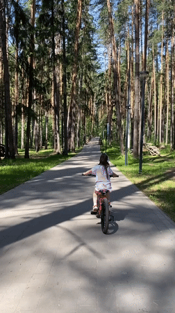 Morning park visit documented in Votkinsk, Russia