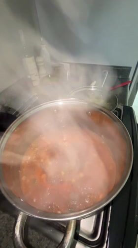 Home cooking captured on video in Maracay kitchen