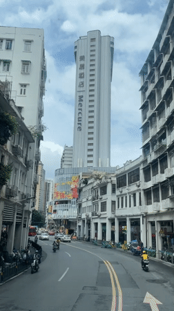 Morning commute captured in Guangzhou's Yuexiu District