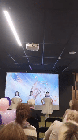Community cultural event features children's performances in Orenburg