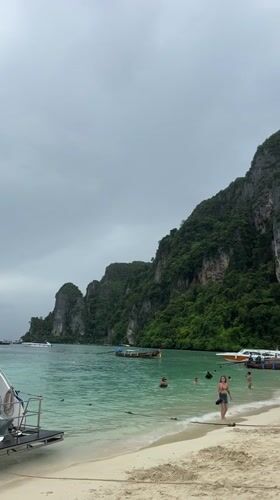 Ordinary morning moments captured across Ao Nang beaches and streets